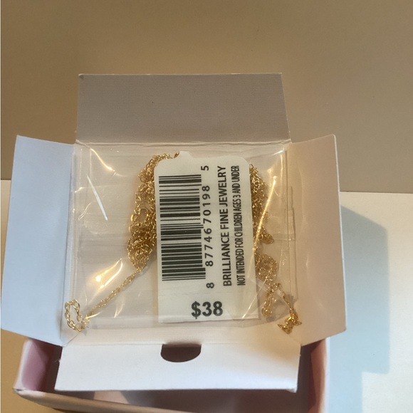 14KT Mary pendant gold filled chain - Picture 4 of 5